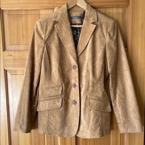 Liz Claiborne Jackets & Blazers - Liz Claiborne Tan Suede Blazer